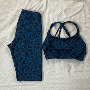 ONZIE Leopard Yoga Matching Set